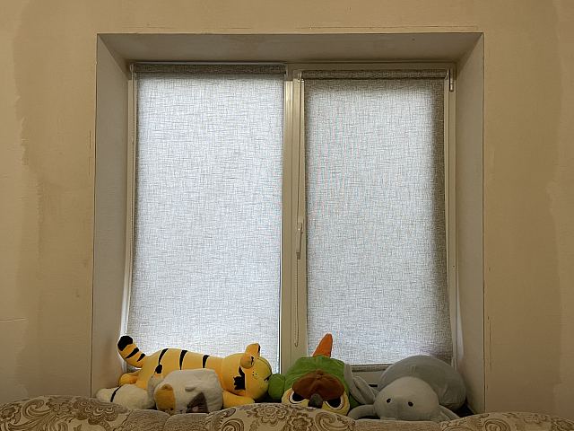 Откосы штукатурить/шпаклевка/покрасить (400р/100/100) выходит грубо говоря 1000р (это если считать с грунтовкой и тд)